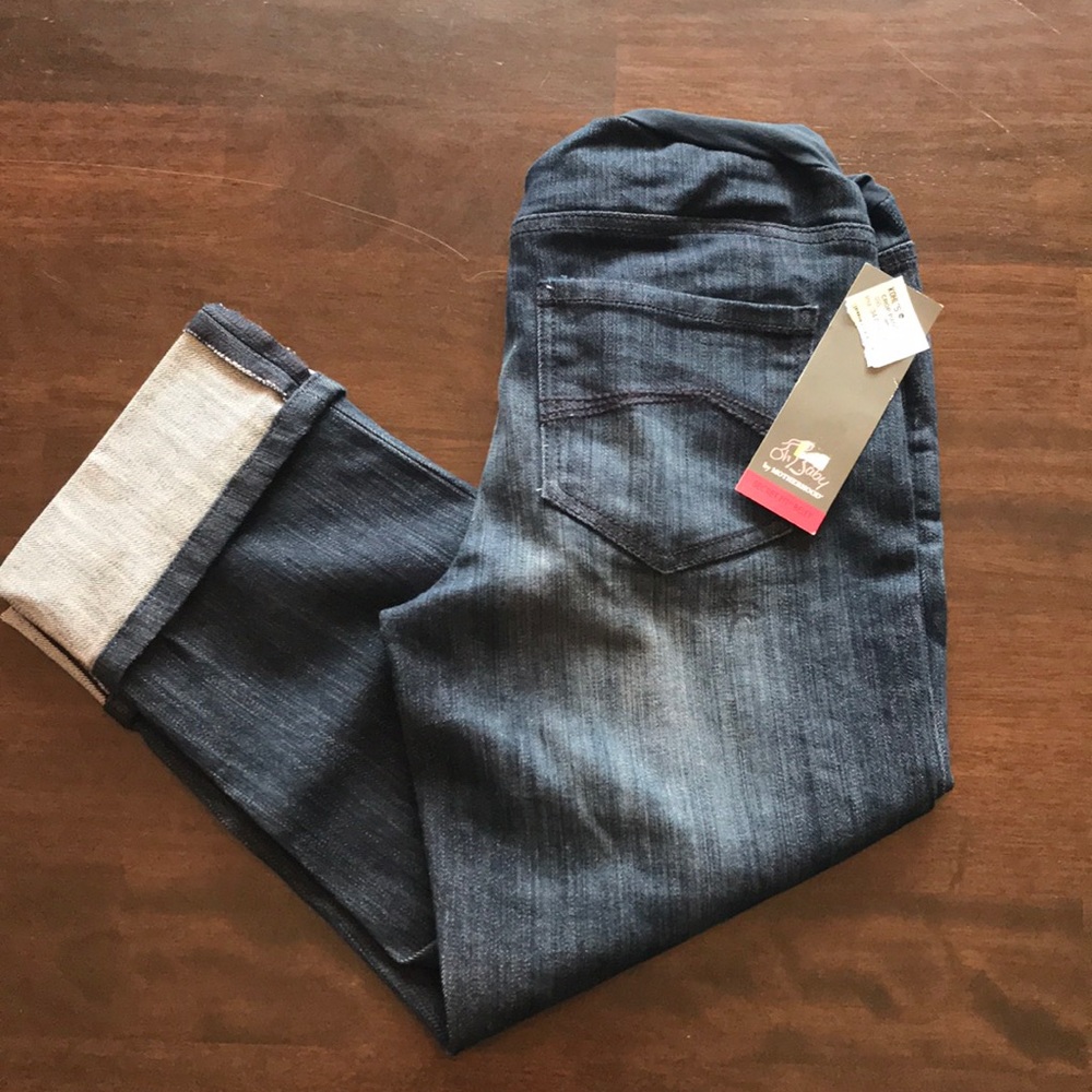 NWT Motherhood Maternity Crop Jeans Full Panel